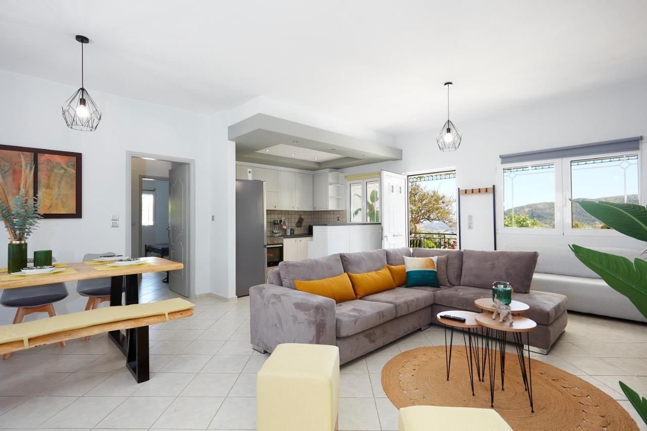 Dafni Villa A Place To Visit Orne Exterior photo