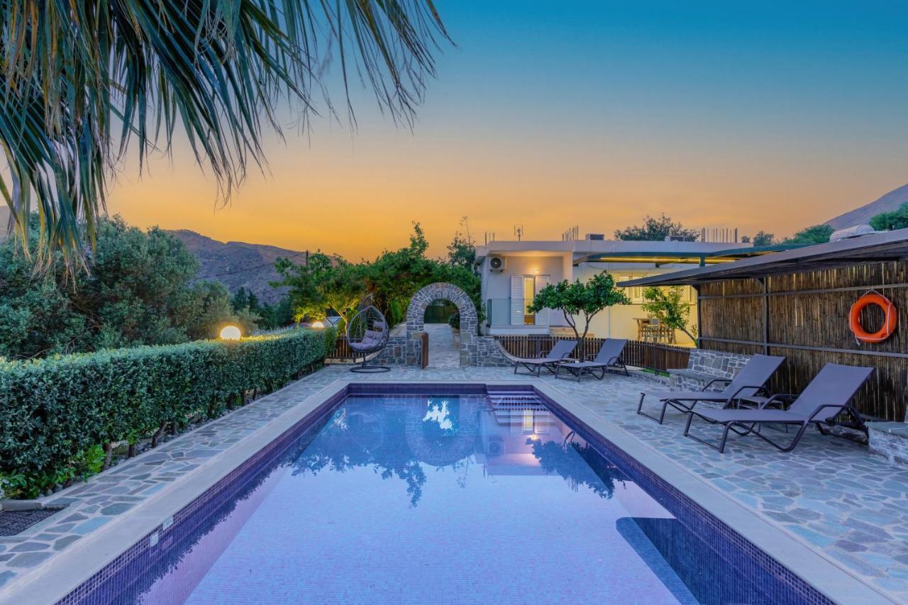 Dafni Villa A Place To Visit Orne Exterior photo
