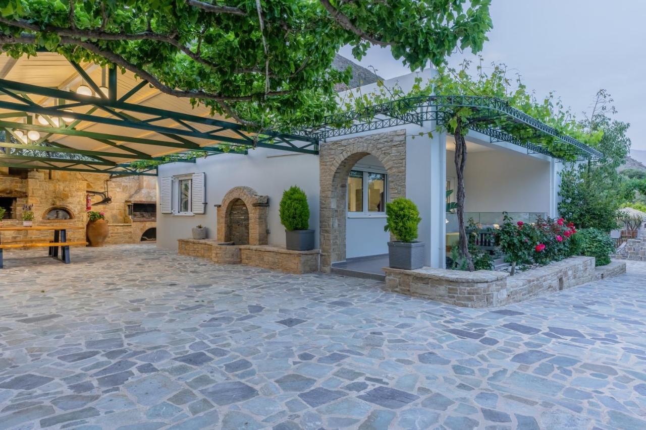 Dafni Villa A Place To Visit Orne Exterior photo