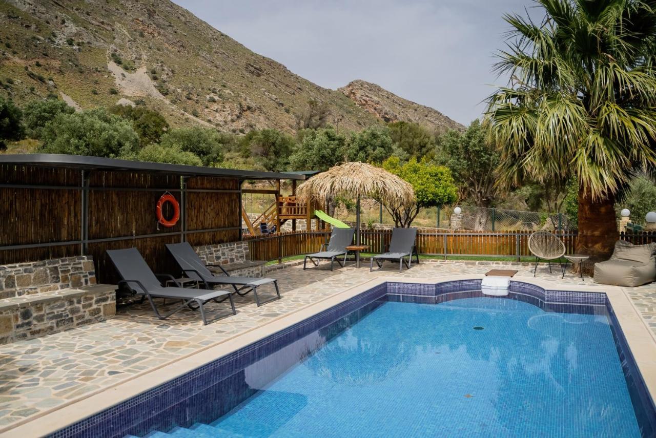 Dafni Villa A Place To Visit Orne Exterior photo