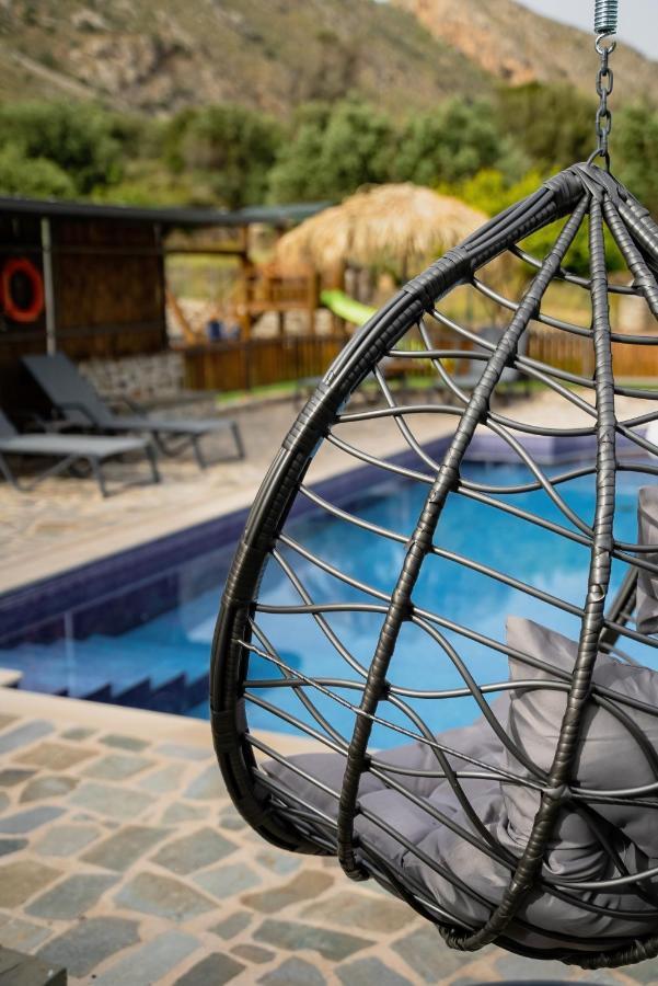 Dafni Villa A Place To Visit Orne Exterior photo